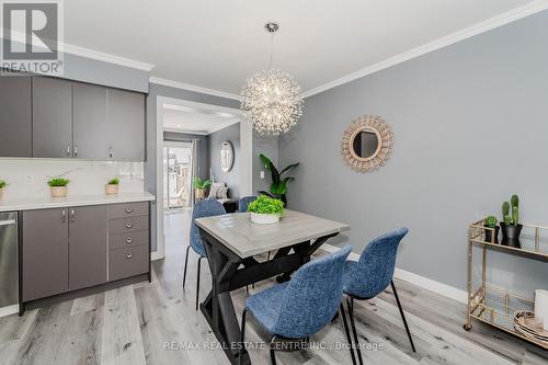 387 Cyrus Street, Cambridge, ON - Indoor Photo Showing Dining Room