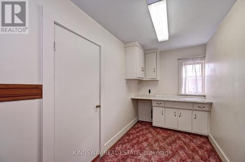 362 Duke Street W, Kitchener, ON - Indoor Photo Showing Other Room