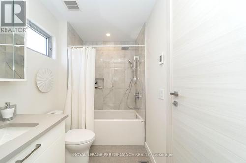 424 Avondale Avenue, Ottawa, ON - Indoor Photo Showing Bathroom