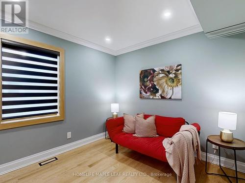 62 Montrose Avenue, Hamilton, ON - Indoor Photo Showing Other Room