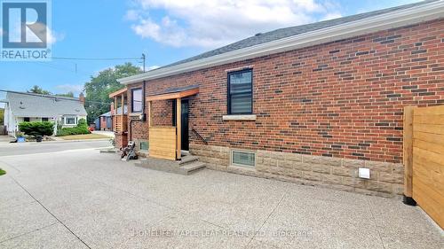 62 Montrose Avenue, Hamilton, ON - Outdoor