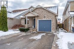 1292 INGLEHART DRIVE  Burlington, ON L7M 4Z4