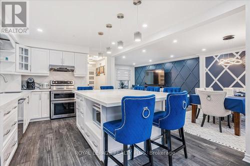 150 Clansman Trail, Mississauga, ON - Indoor Photo Showing Bedroom