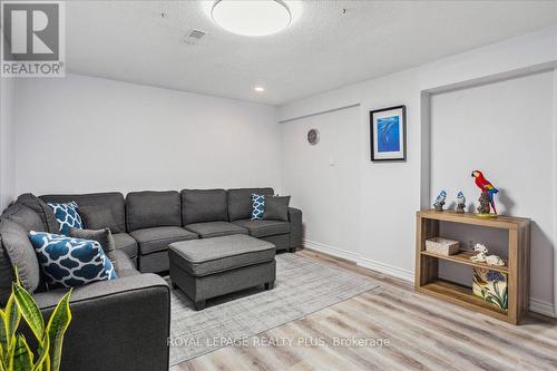 150 Clansman Trail, Mississauga, ON - Indoor Photo Showing Other Room