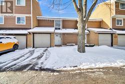 2126 CANBERRA PLACE  Ottawa, ON K1B 4R4