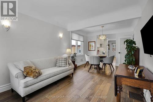 184 Harley Street, London, ON - Indoor Photo Showing Living Room