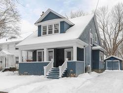 53 Pine Street  Dartmouth, NS B3A 1X3