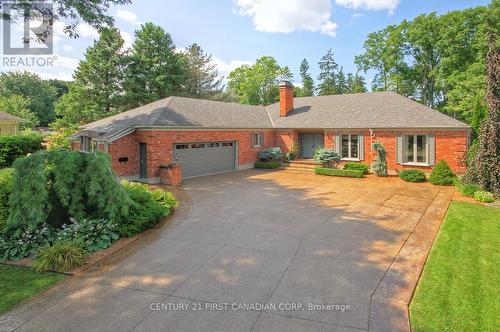 811 Clearview Crescent, London, ON - Outdoor