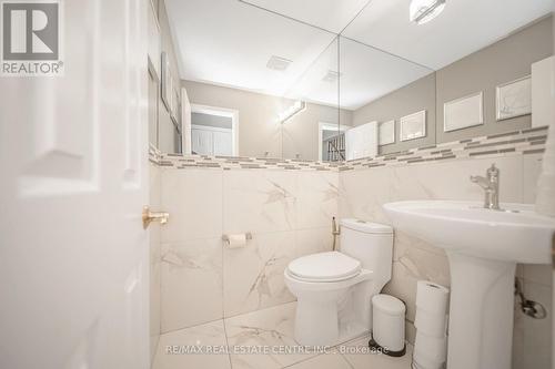 3545 Marmac Crescent, Mississauga, ON - Indoor Photo Showing Bathroom