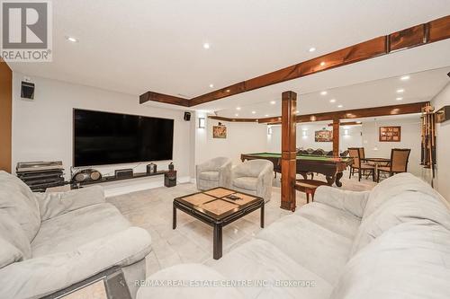 3545 Marmac Crescent, Mississauga, ON - Indoor Photo Showing Living Room