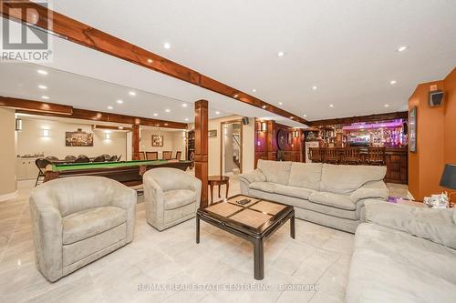 3545 Marmac Crescent, Mississauga, ON - Indoor Photo Showing Living Room