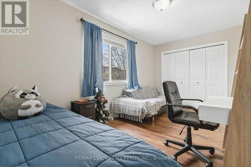 691 Clearwater Crescent, London, ON - Indoor Photo Showing Bedroom