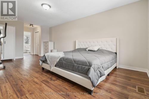 691 Clearwater Crescent, London, ON - Indoor Photo Showing Bedroom