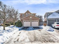 3457 Beau Rivage Cres  Mississauga, ON L5L 5H5