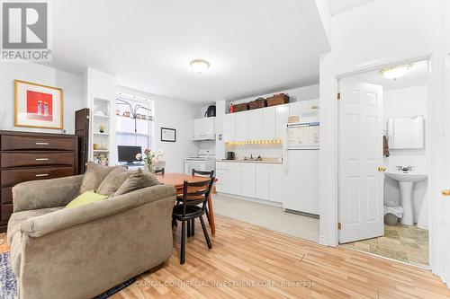 4 Eccles Street, Ottawa, ON - Indoor