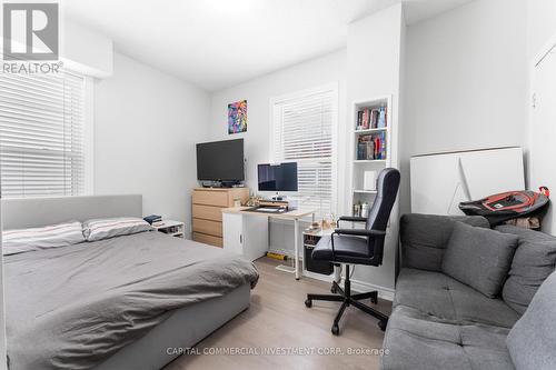 4 Eccles Street, Ottawa, ON - Indoor Photo Showing Bedroom