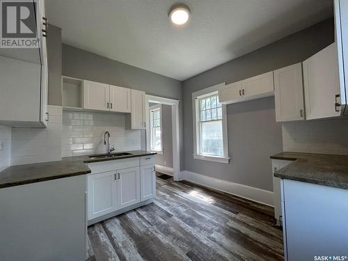 1862 Toronto Street, Regina, SK - Indoor Photo Showing Kitchen With Double Sink