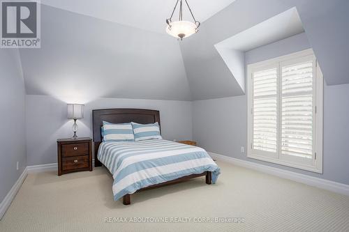 4179 Lakeshore Road, Burlington, ON - Indoor Photo Showing Bedroom