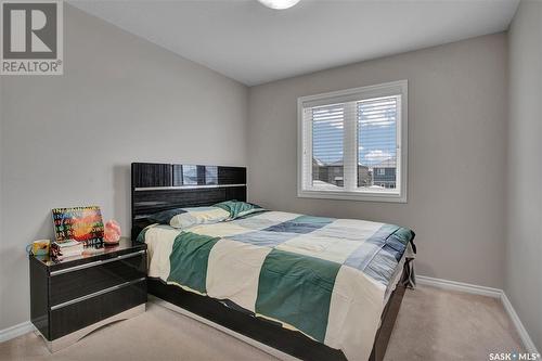 614 Kolynchuk Court, Saskatoon, SK - Indoor Photo Showing Bedroom