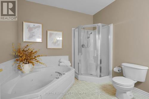 66 Quinella Place, London, ON - Indoor Photo Showing Bathroom