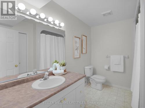 66 Quinella Place, London, ON - Indoor Photo Showing Bathroom