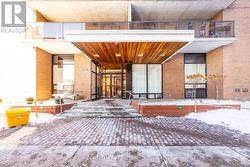 1006 - 475 LAURIER AVENUE W  Ottawa, ON K1R 7X1