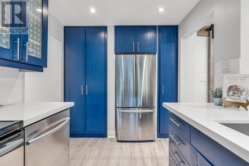 1034 Meredith Avenue, Mississauga, ON - Indoor Photo Showing Kitchen