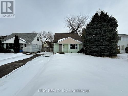 206 Rhine Avenue, London, ON - Outdoor With Facade