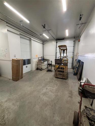 435 #12 Highway, Steinbach, MB 