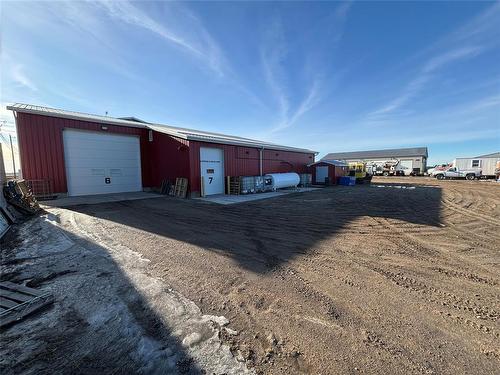 435 #12 Highway, Steinbach, MB 