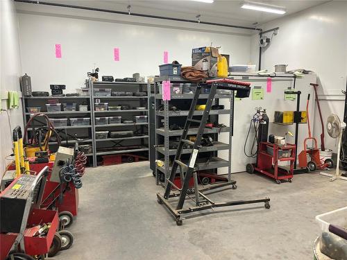 435 #12 Highway, Steinbach, MB 