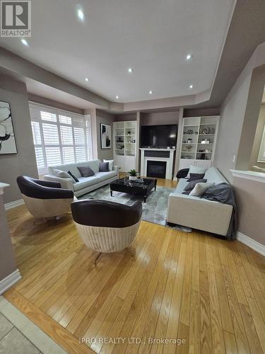 3274 Erin Centre Boulevard, Mississauga, ON - Indoor Photo Showing Living Room With Fireplace