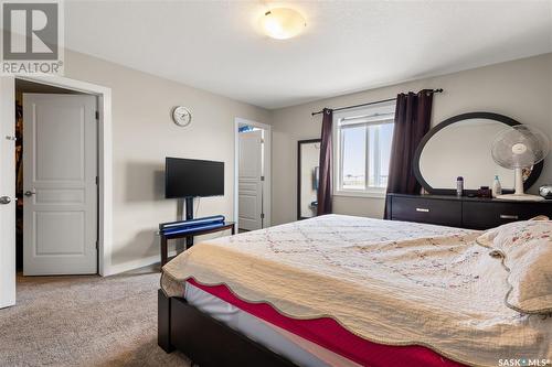 3339 Green Turtle Road, Regina, SK - Indoor Photo Showing Bedroom