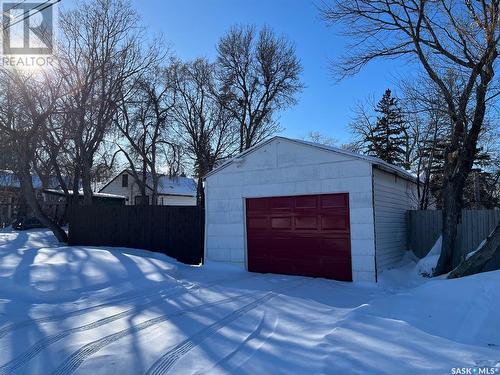 827 Cameron Street, Regina, SK - Outdoor