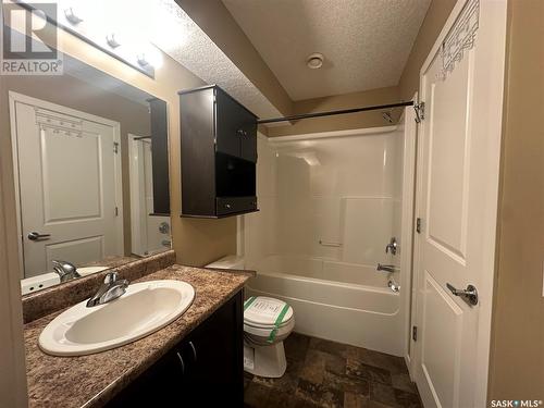 90 5529 Blake Crescent, Regina, SK - Indoor Photo Showing Bathroom