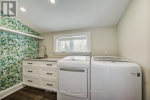 263 Riverbank Drive, Cambridge, ON - Indoor Photo Showing Laundry Room