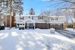 26 LEAVER AVENUE  Ottawa, ON K2E 5P6