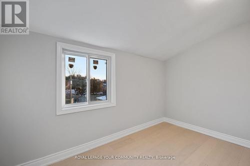 1192 Leaside Road, Hamilton, ON - Indoor Photo Showing Other Room