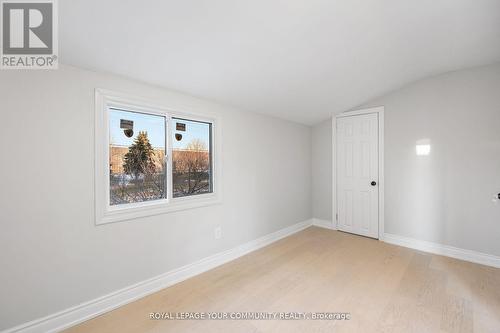 1192 Leaside Road, Hamilton, ON - Indoor Photo Showing Other Room