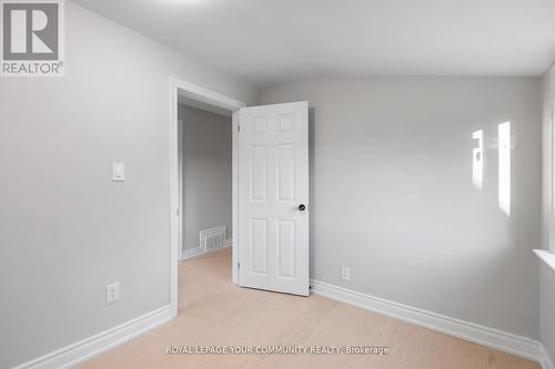 1192 Leaside Road, Hamilton, ON - Indoor Photo Showing Other Room