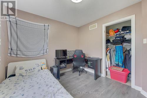 1045 Blythwood Road, London, ON - Indoor Photo Showing Bedroom