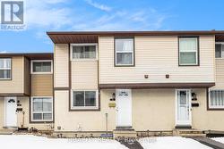 4 - 2570 SOUTHVALE CRESCENT  Ottawa, ON K1B 5B7