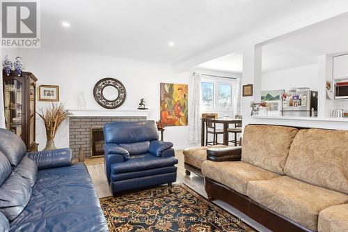 1286 Albany Drive, Ottawa, ON - Indoor Photo Showing Living Room