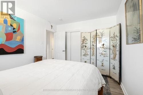 1286 Albany Drive, Ottawa, ON - Indoor Photo Showing Bedroom