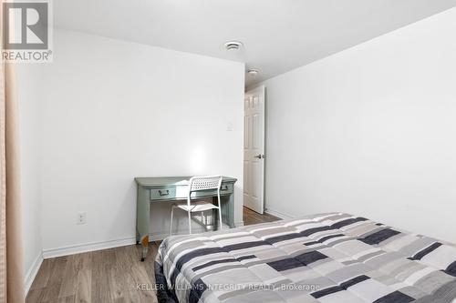 1286 Albany Drive, Ottawa, ON - Indoor Photo Showing Bedroom