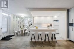 101 - 1660 BLOOR STREET  Mississauga, ON L4X 1R9