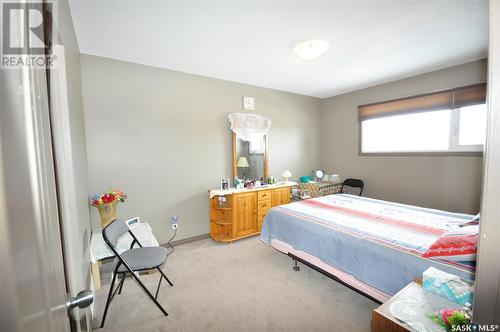 2905 33Rd Street W, Saskatoon, SK - Indoor Photo Showing Bedroom