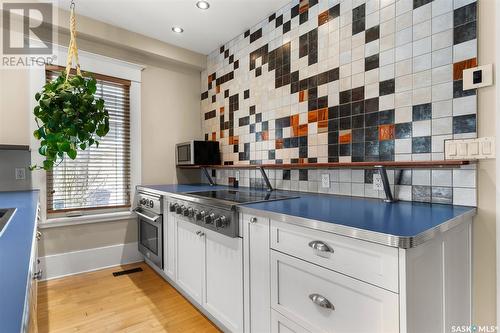 1959 Robinson Street, Regina, SK - Indoor Photo Showing Kitchen