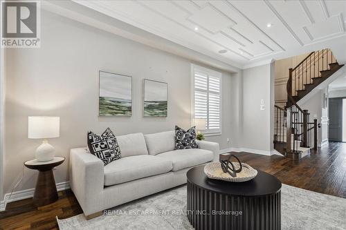 4264 Adobe Gate, Burlington, ON - Indoor Photo Showing Living Room