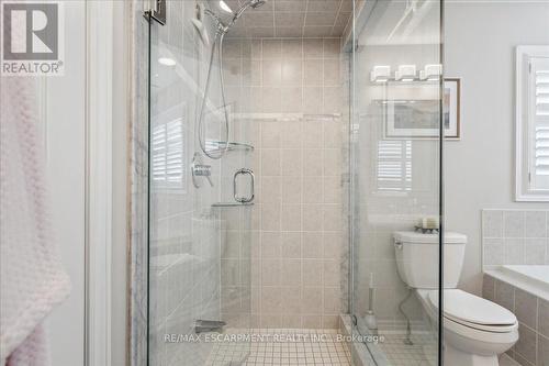 4264 Adobe Gate, Burlington, ON - Indoor Photo Showing Bathroom